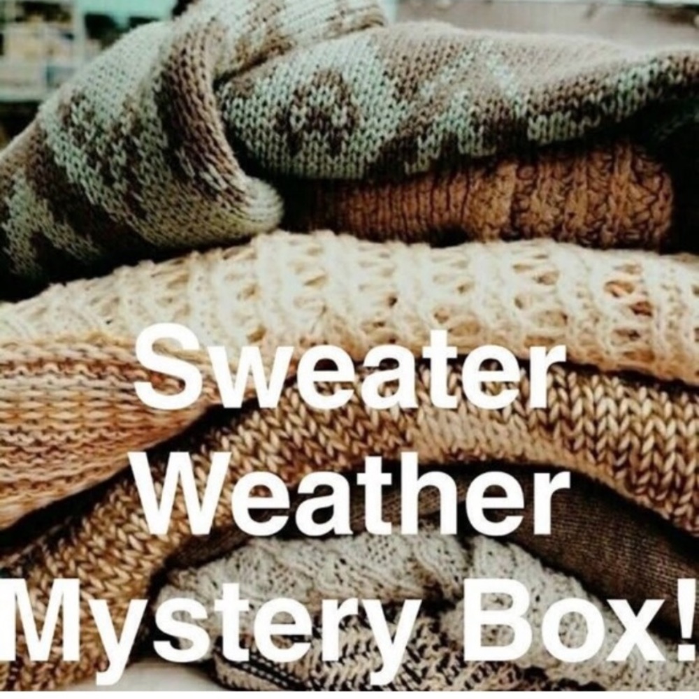 15 pieces WINTER SWEATER WEATHER MYSTERY WOMEN CLOTHING BOX
